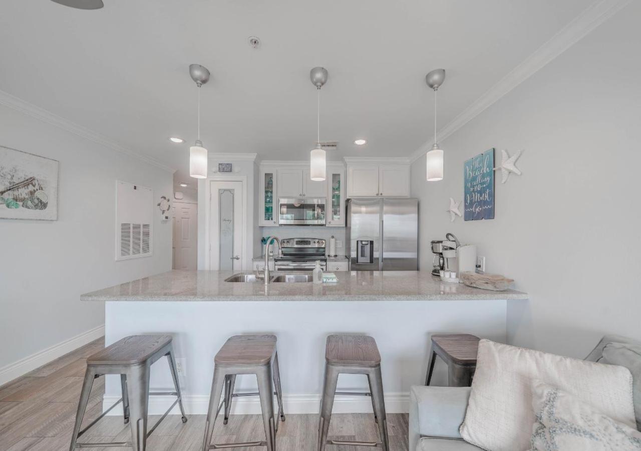 Ocean View Luxury Steps To Beach Galveston Exteriör bild