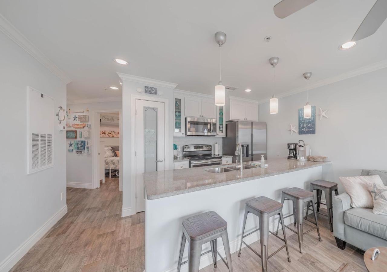 Ocean View Luxury Steps To Beach Galveston Exteriör bild